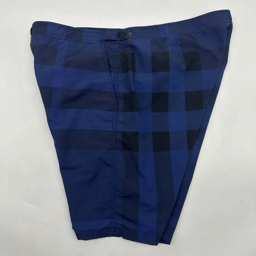 Burberry Men's Size XL 9